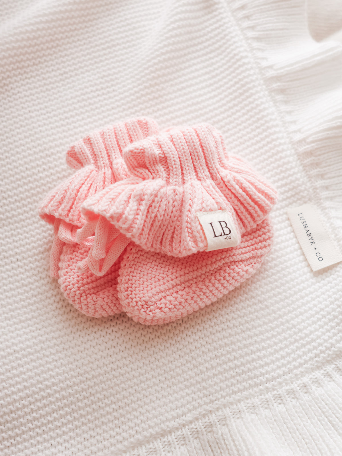 Chunky Knit Frill Booties | Pink